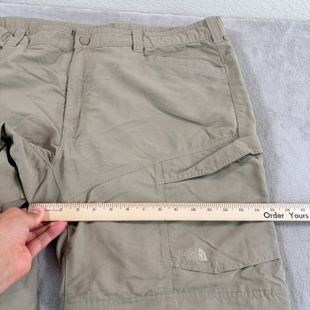 The North Face Zip Off Convertible Pants Khaki Beige Nylon Hiking Men 2XL 42x31